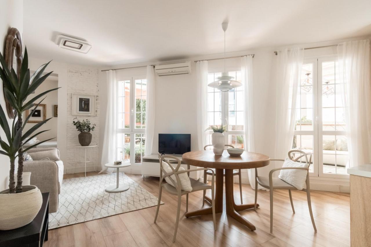 Bright Stylish - 1bedroom 1bathroom - Gran Via Apartment Madrid